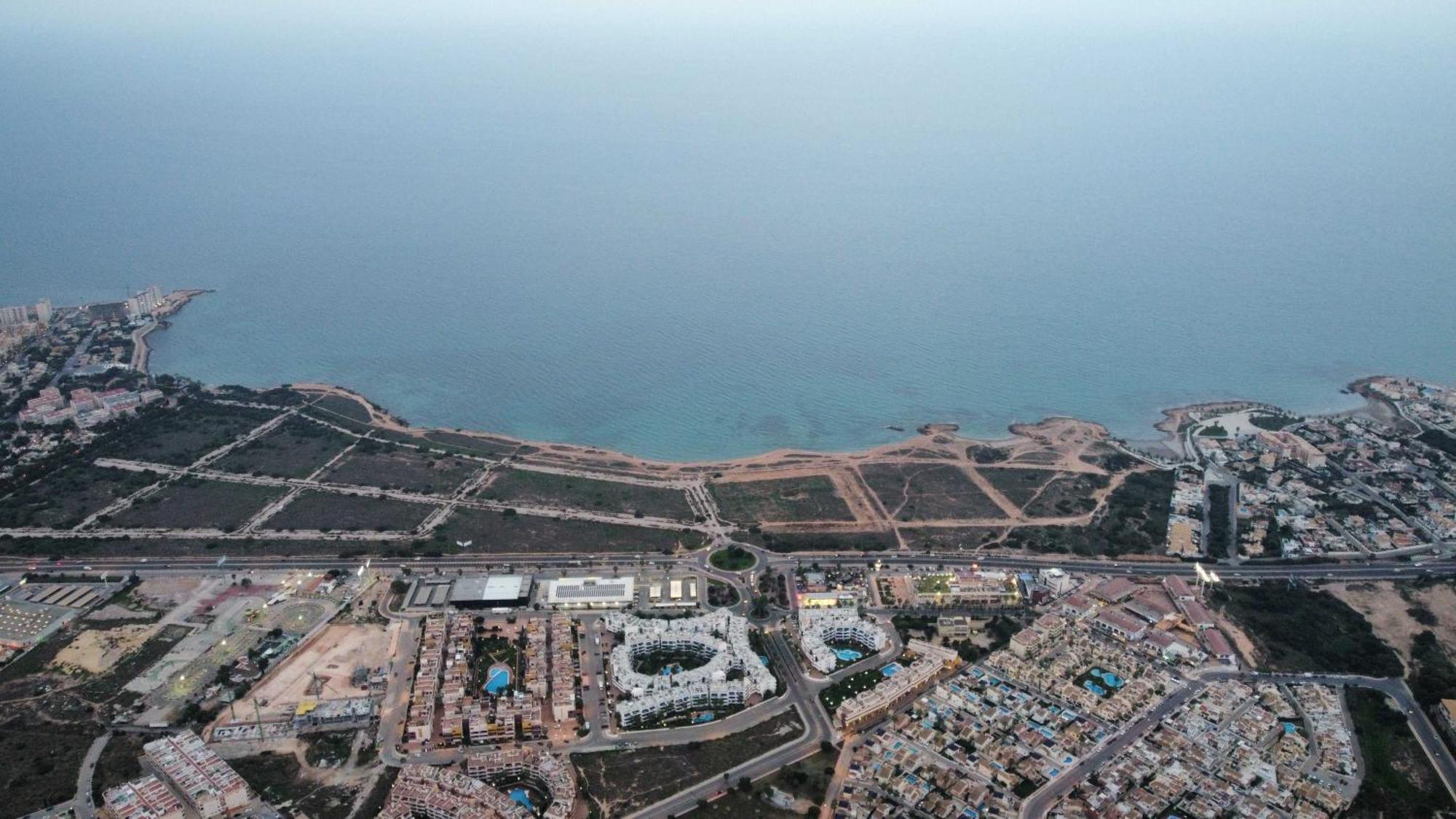Casa Del Sol- La Calma-playa Flamenca-4 Swimming Pools-private Parking Place * Dehesa de Campoamor (Orihuela Costa)